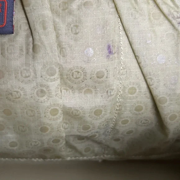 Merrell Gray/Olive Green Textured Bag with Red Logo - Picture 6 of 10